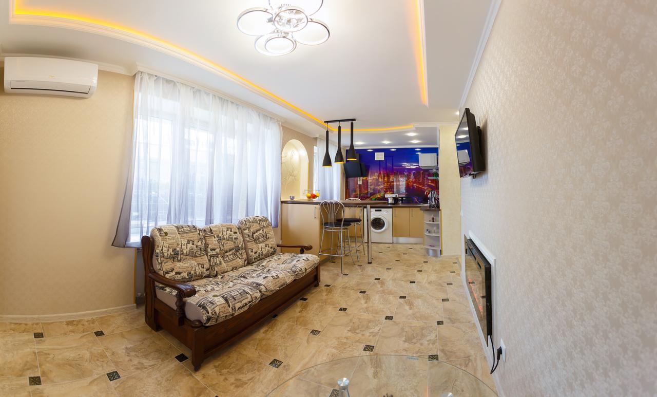 Apartment Near Railway Station Kyiv Exterior photo