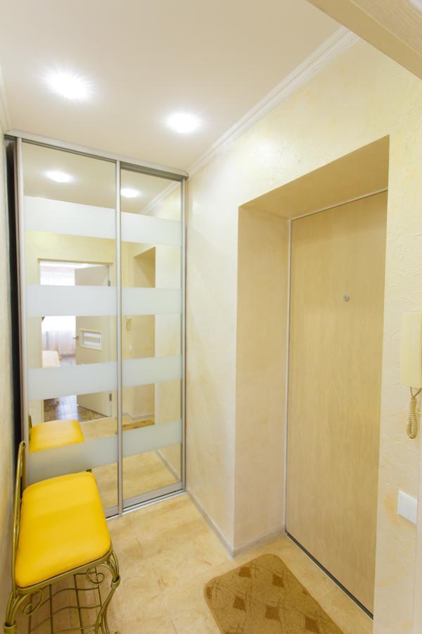 Apartment Near Railway Station Kyiv Exterior photo